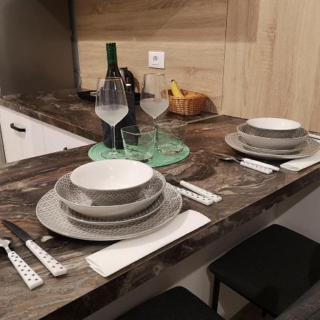 Ared-Atrium Mall Chrysflatty3 Premium Apartment 60Mp Arad Exteriör bild