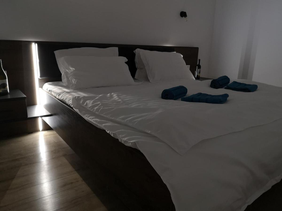 Ared-Atrium Mall Chrysflatty3 Premium Apartment 60Mp Arad Exteriör bild