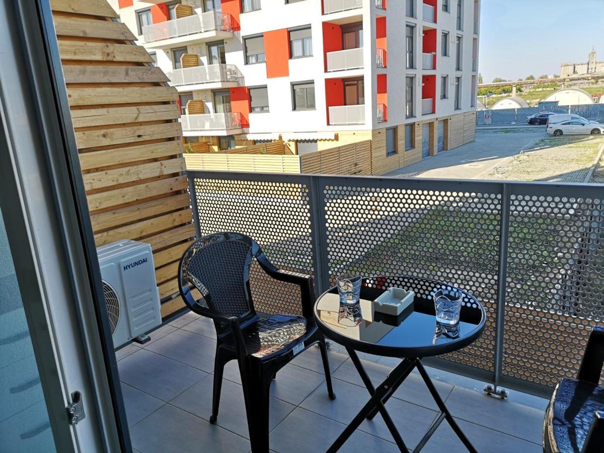 Ared-Atrium Mall Chrysflatty3 Premium Apartment 60Mp Arad Exteriör bild