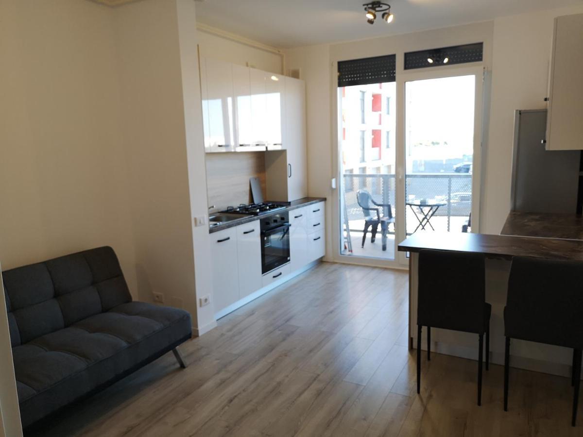 Ared-Atrium Mall Chrysflatty3 Premium Apartment 60Mp Arad Exteriör bild